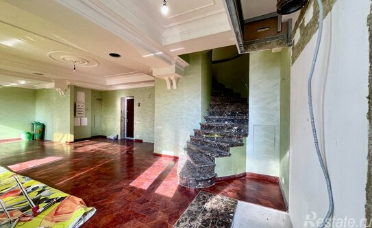 Продажа 4-комн квартиры на вторичном рынке Первомайская Нижн. ул,  д. 64