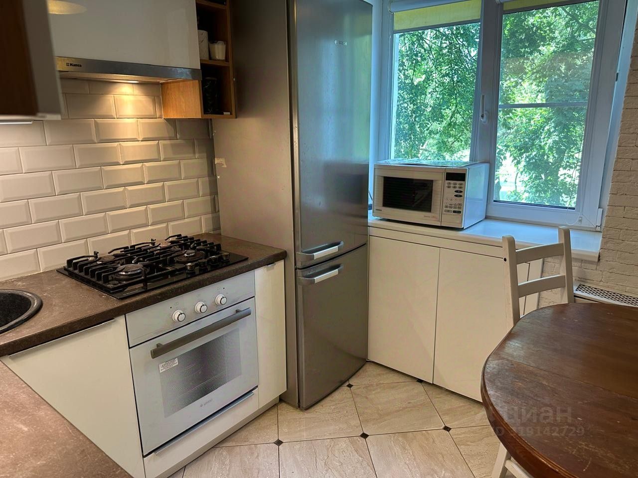 Продажа 2-комн квартиры на вторичном рынке Белые Столбы мкр, улица 2-я Московская, 60