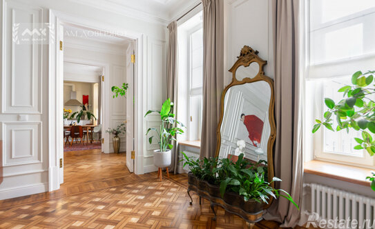 Продажа 3-комн квартиры на вторичном рынке Саблинская улица