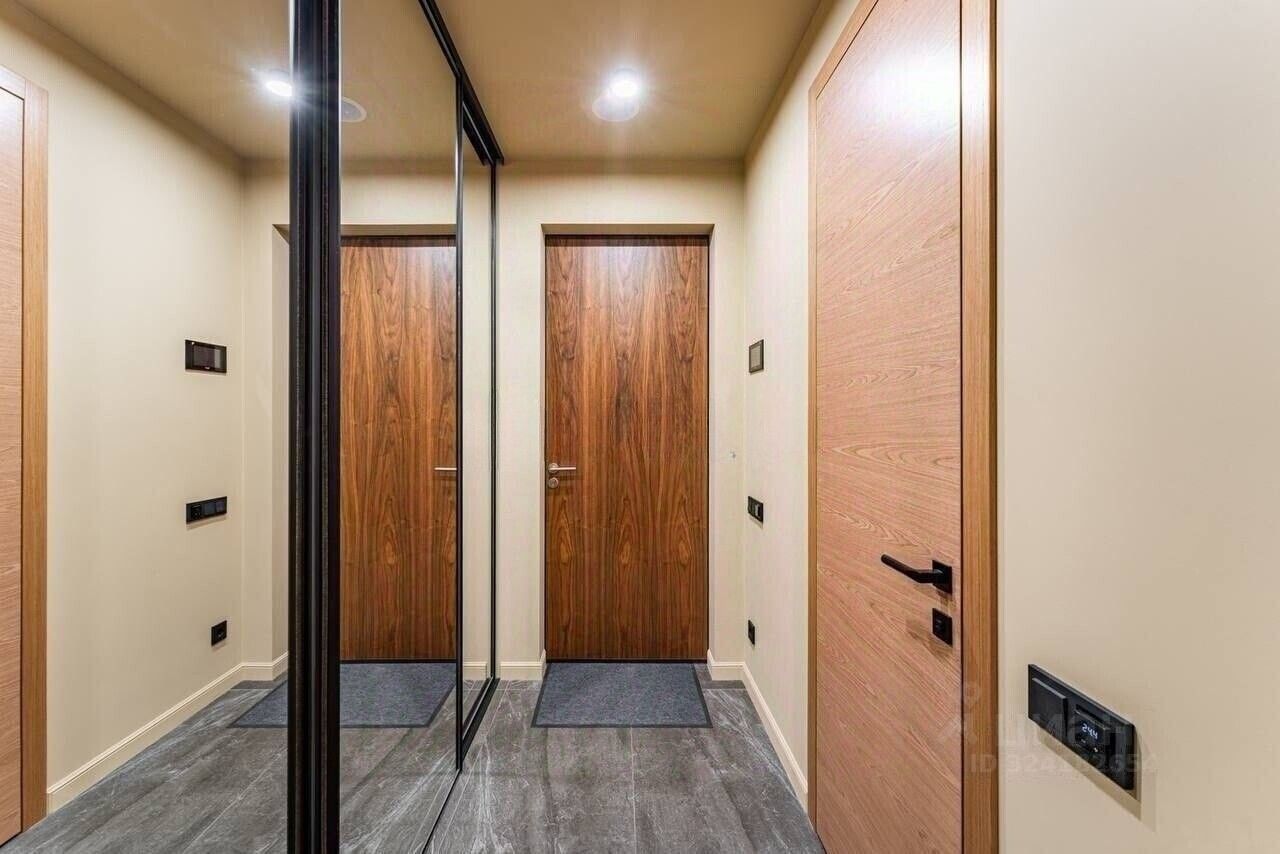 Продажа 2-комн квартиры на вторичном рынке улица Усачева, 62