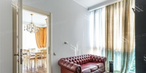 6-комн квартира улица Климашкина,  д. 17