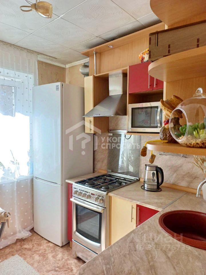 Продажа 1-комн квартиры на вторичном рынке Петергоф, улица Шахматова, 4к1