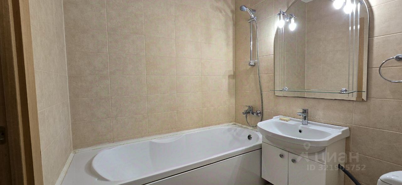 Продажа 1-комн квартиры на вторичном рынке Дальневосточный проспект, 25к1