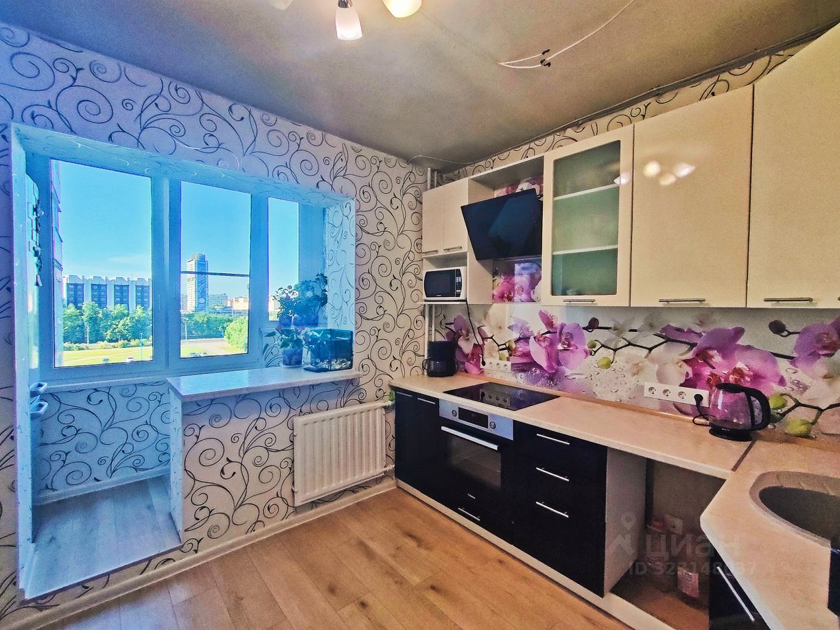 Продажа 3-комн квартиры на вторичном рынке Пулковское шоссе, 5К1