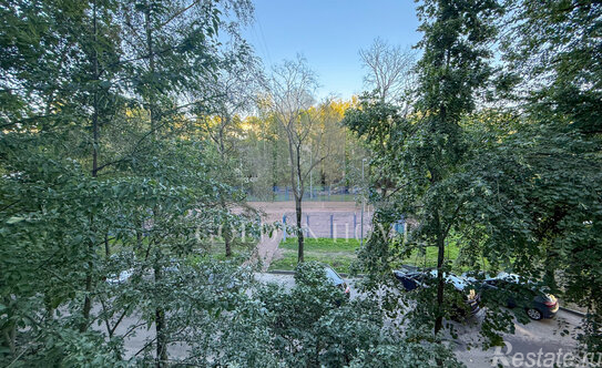 Продажа 3-комн квартиры на вторичном рынке улица Солдата Корзуна,  д. 42