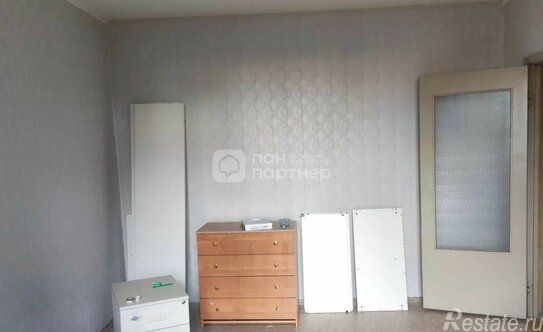 Продажа 2-комн квартиры на вторичном рынке Школьная улица