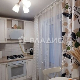Продажа 2-комн квартиры на вторичном рынке Ташкентская улица,  д. 10 к2