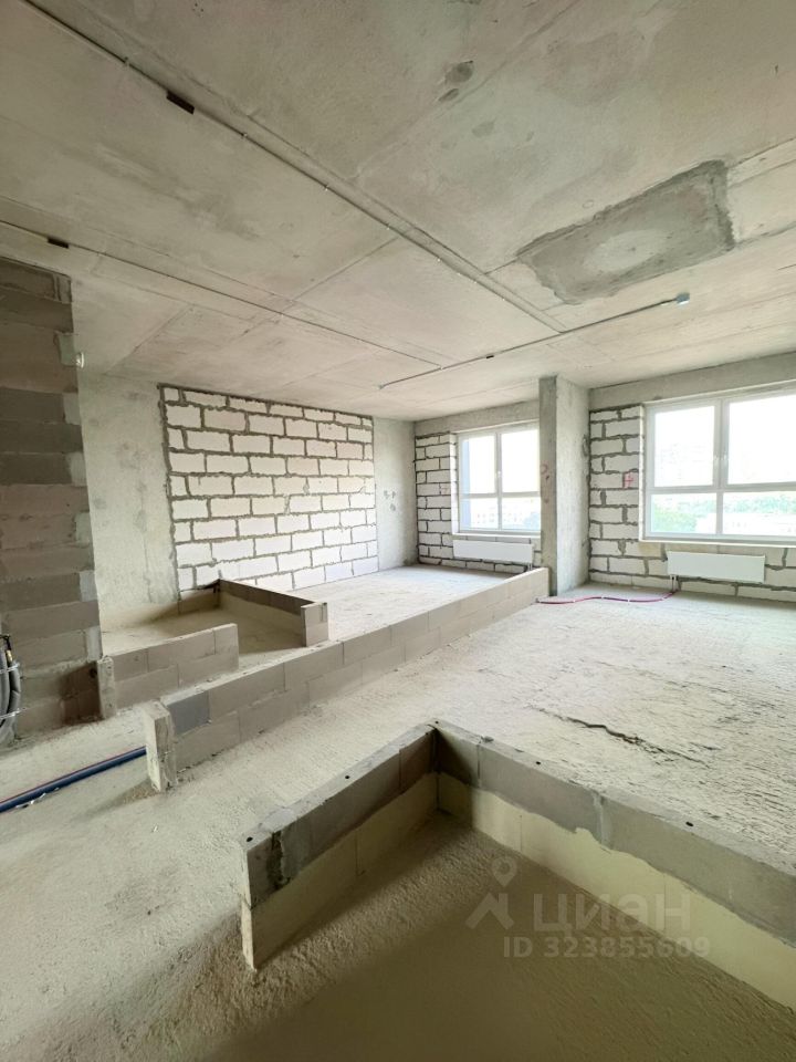 Продажа 3-комн квартиры на вторичном рынке улица Петра Алексеева, 14