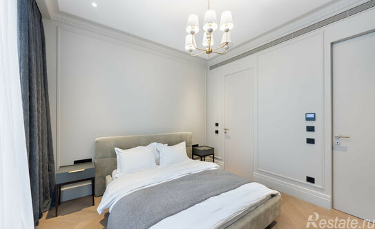 Продажа 4-комн квартиры на вторичном рынке улица Братьев Фонченко,  д. 1 к7