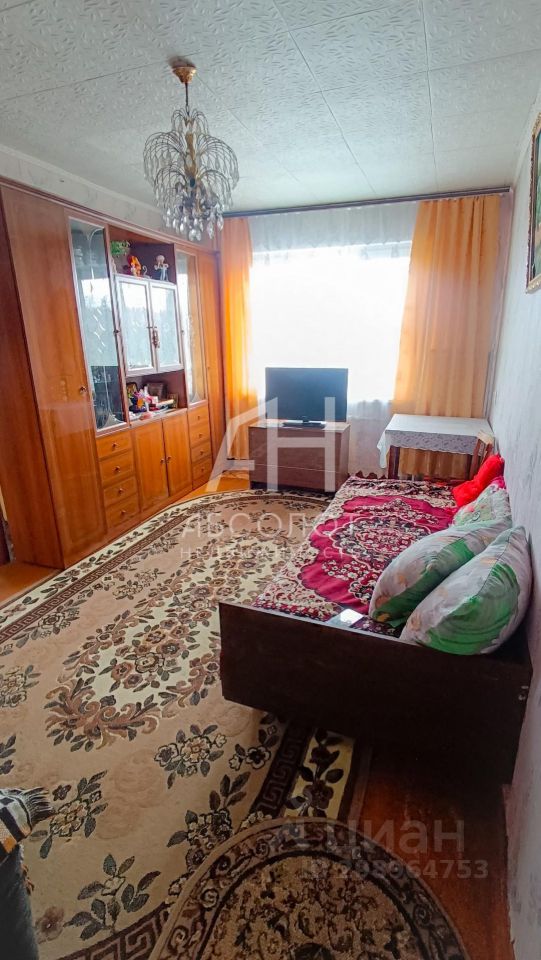 Продажа 3-комн квартиры на вторичном рынке Пересвет, Комсомольская улица, 4