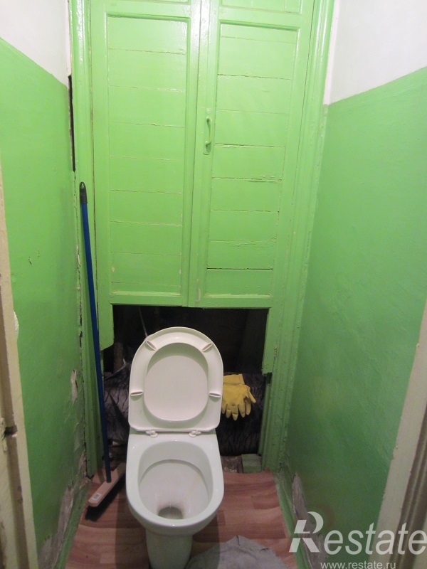 Продажа 2-комн квартиры на вторичном рынке Сестрорецкая ул ,  д. 3