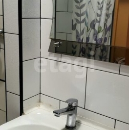 Продажа 2-комн квартиры на вторичном рынке Рабфаковский 1-й пер,  д. 5