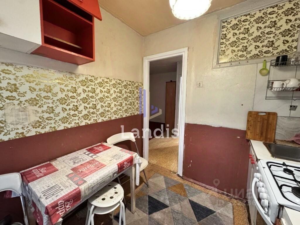 Продажа 2-комн квартиры на вторичном рынке улица 1-я Бебеля,  д. 7