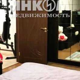 Продажа 4-комн квартиры на вторичном рынке бульвар Адмирала Ушакова,  д. 9