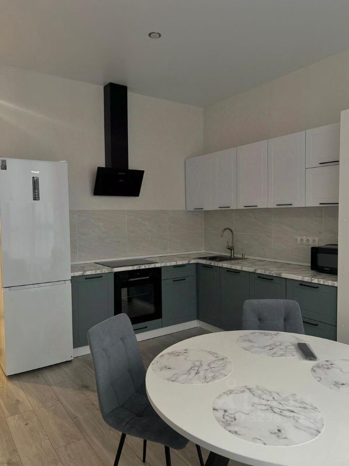 Аренда 2-комн квартиры на вторичном рынке Малая Почтовая улица, 12