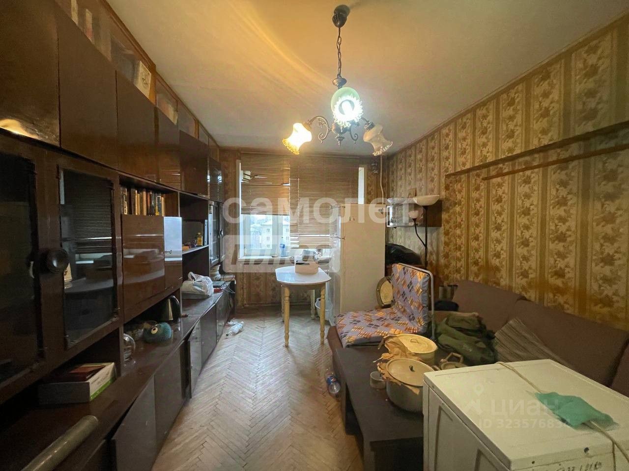 Продажа 2-комн квартиры на вторичном рынке Красногвардейский бульвар, 1