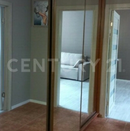 Продажа 2-комн квартиры на вторичном рынке улица Кораблестроителей,  д. 39 к1