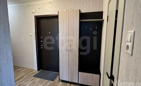 Продажа 1-комн квартиры на вторичном рынке Заречная улица,  д. 37