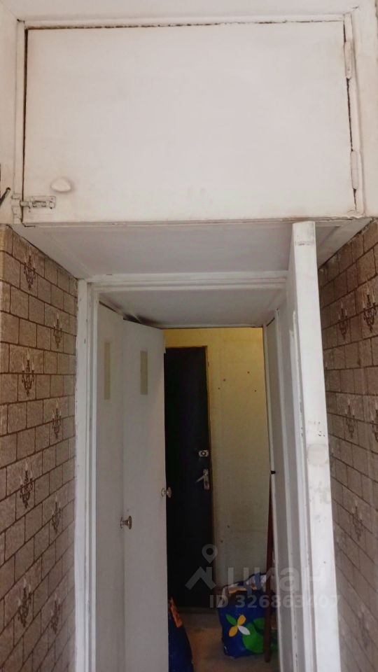 Продажа 3-комн квартиры на вторичном рынке Поэтический бульвар, 11К2