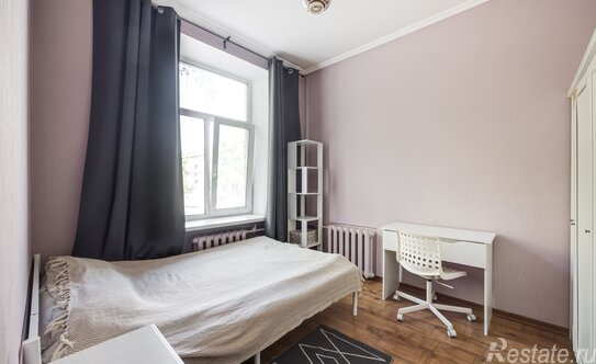 Продажа 3-комн квартиры на вторичном рынке Часовая улица,  д. 23/8 к1