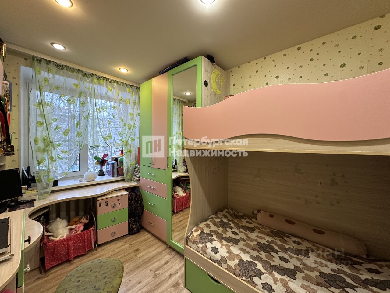 Продажа 2-комн квартиры на вторичном рынке Красное Село, Красногородская улица, 19к1
