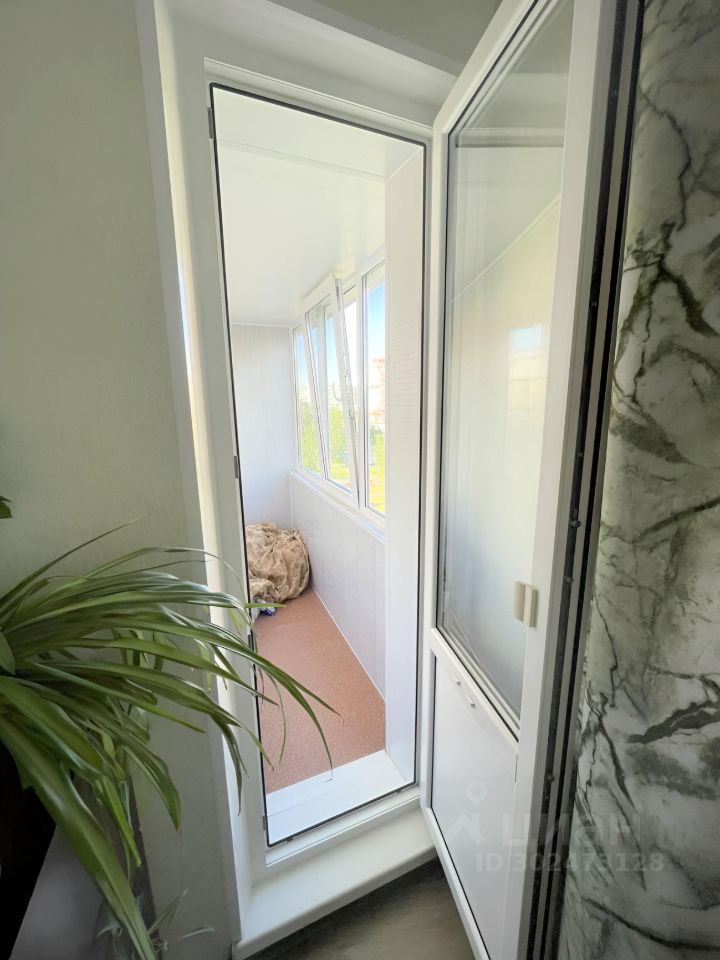 Продажа 3-комн квартиры на вторичном рынке Яхтенная улица, 2К1