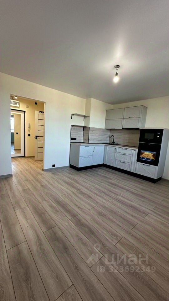 Продажа студии пос. Янино-1, 7-я линия, 1