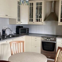 Продажа 3-комн квартиры на вторичном рынке Город Всеволожск, Василеозёрская улица,  д. 1 к2