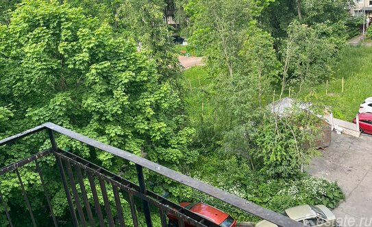 Продажа 1-комн квартиры на вторичном рынке Космонавтов пр-кт,  д. 66