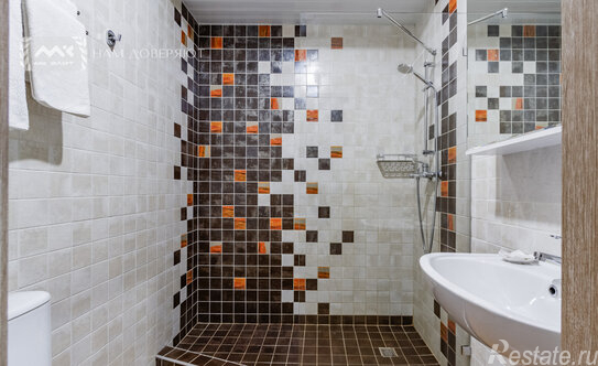 Продажа 9-комн квартиры на вторичном рынке Морская Б. ул