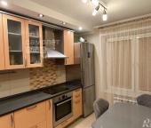 Продать Квартиры вторичка ул Маршала Захарова  23 