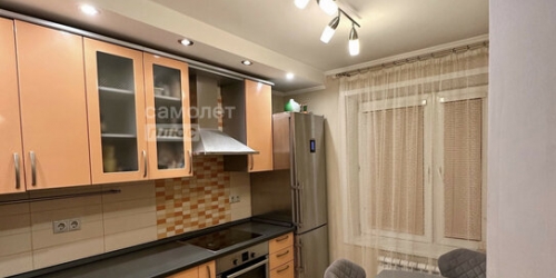 3-комн квартира ул Маршала Захарова,  д. 23