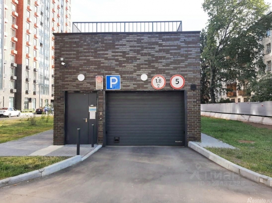 Продажа гаража улица Плеханова,  д. 18