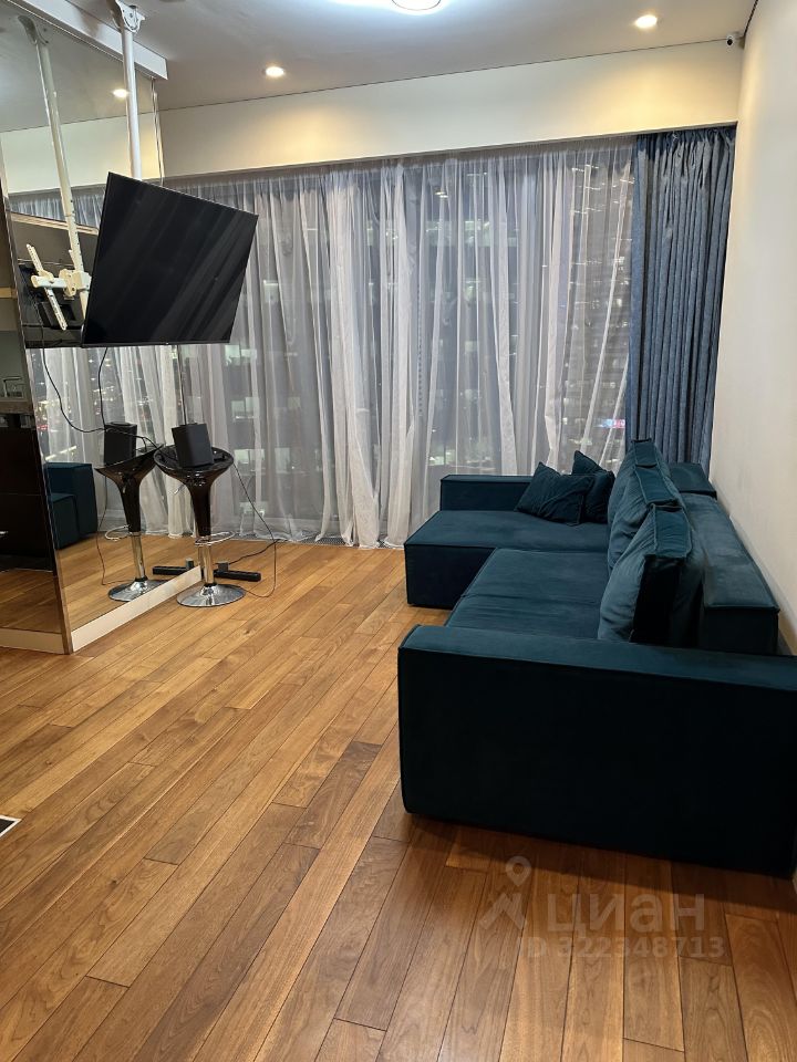 Аренда 2-комн квартиры на вторичном рынке 1-й Красногвардейский проезд, 21с1