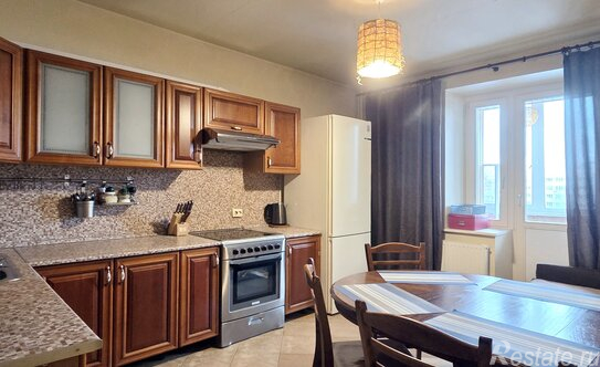 Продажа 2-комн квартиры на вторичном рынке Ленинский пр-кт,  д. 104