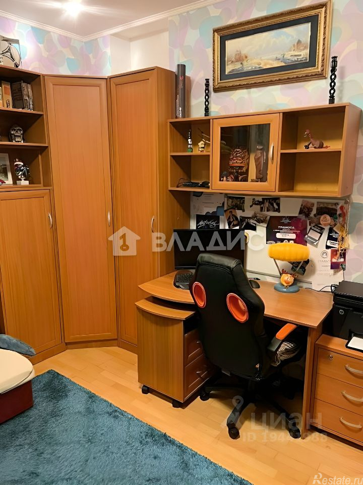 Продажа 3-комн квартиры на вторичном рынке Можайский переулок,  д. 3