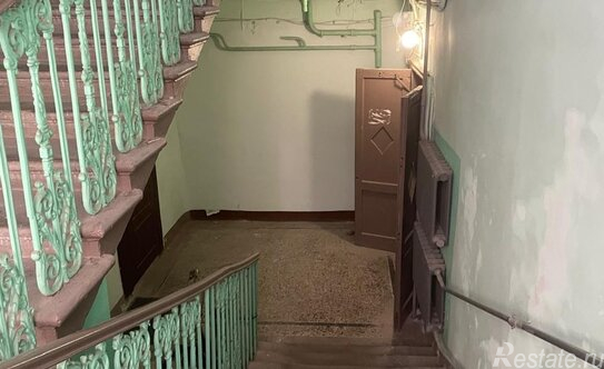 Продажа 4-комн квартиры на вторичном рынке улица Чехова,  д. 11-13