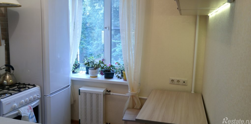 Аренда 1-комн квартиры на вторичном рынке Балашиха г, Заря мкр, Молодежная ул ,  д. 10