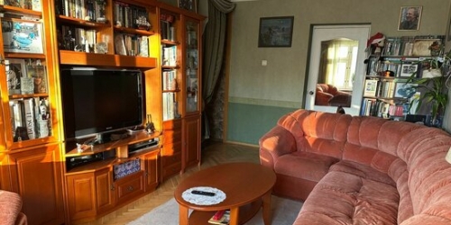 3-комн квартира улица Лёни Голикова,  д. 7