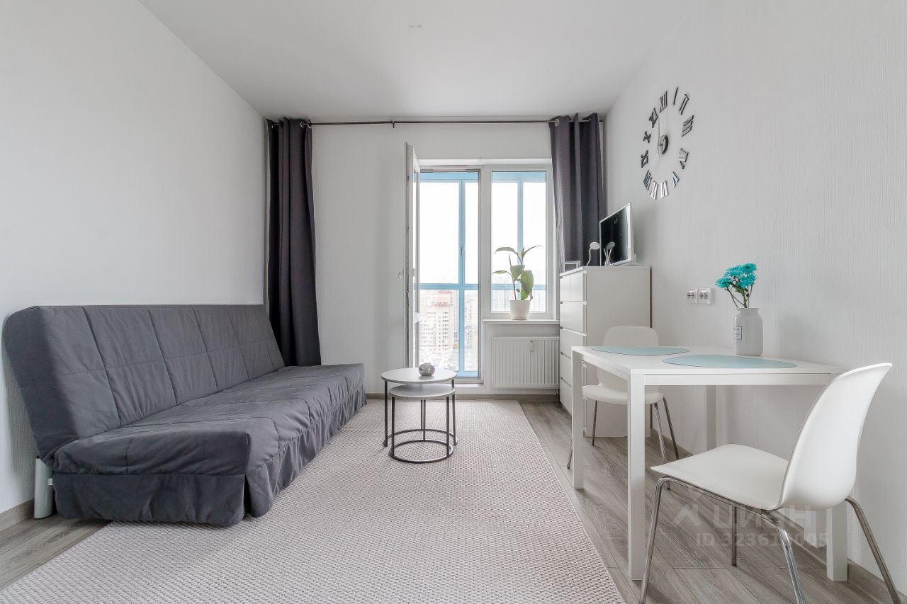 Продажа 1-комн квартиры на вторичном рынке Яхтенная улица, 28