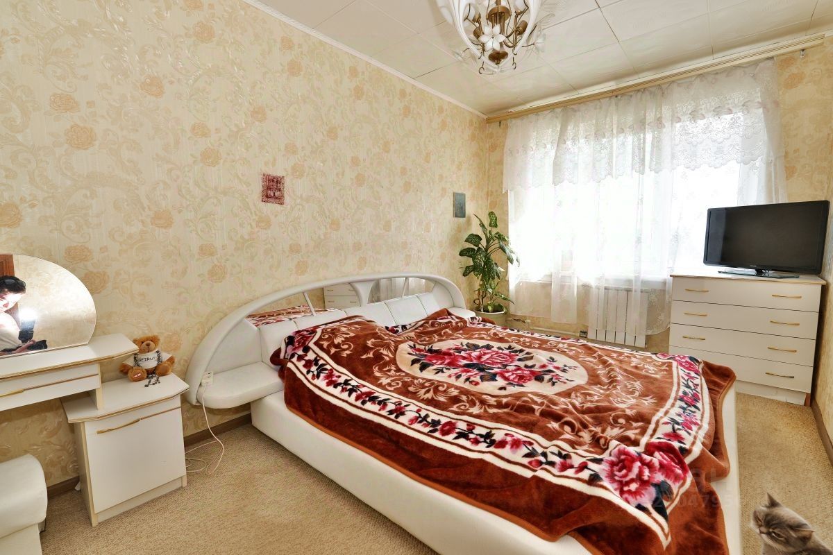 Продажа 3-комн квартиры на вторичном рынке Тучково пгт, улица Заводская, 3