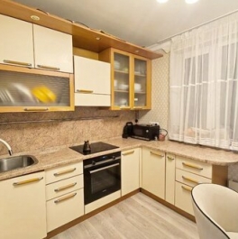 Продажа 3-комн квартиры на вторичном рынке Братеевская улица,  д. 21