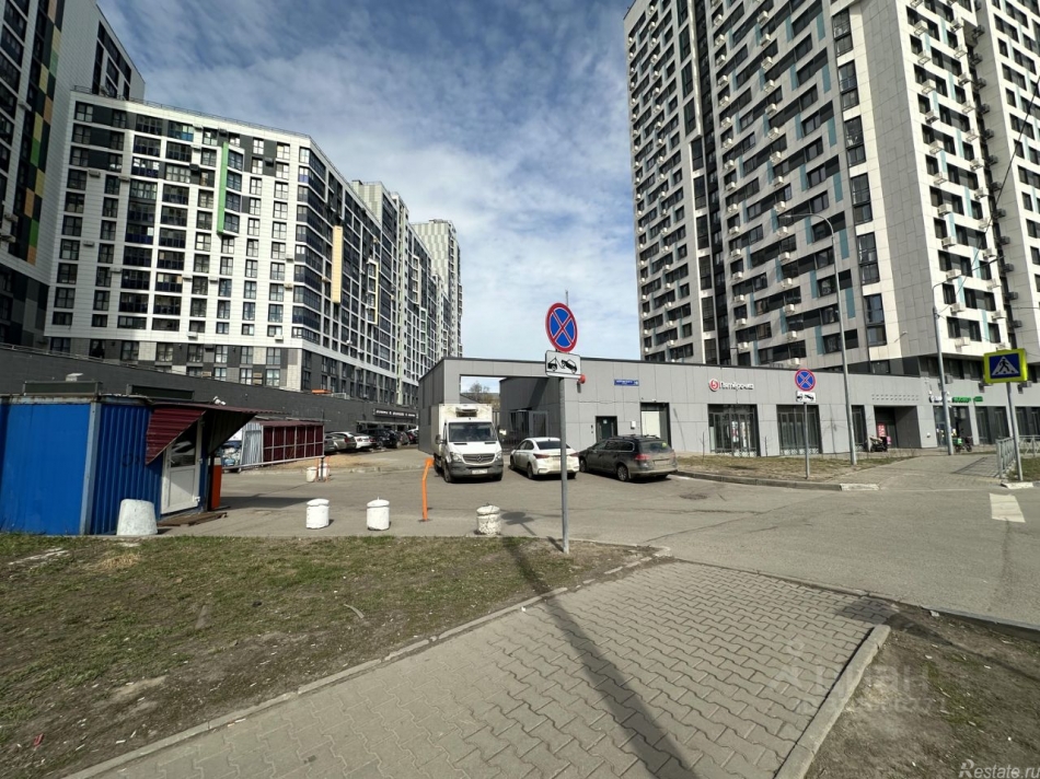 Продажа гаража Рупасово, Рождественская улица,  д. 11