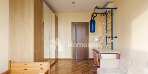 3-комн квартира ул Маршала Тухачевского,  д. 41