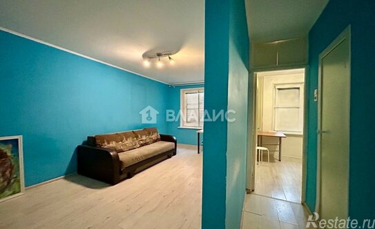 Продажа 1-комн квартиры на вторичном рынке улица Молостовых,  д. 15 к1