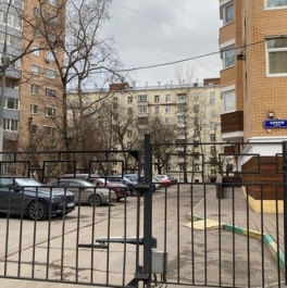 Аренда 3-комн квартиры на вторичном рынке ул Барклая,  д. 14
