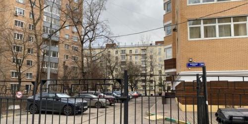 3-комн квартира ул Барклая,  д. 14