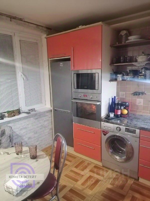 Продажа 3-комн квартиры на вторичном рынке улица Борисовские Пруды, 16К1