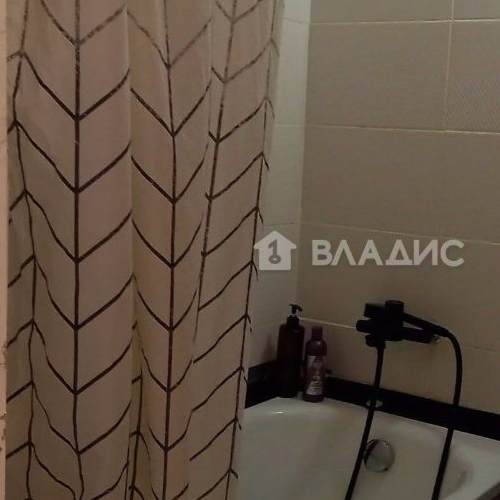 1-комн квартира улица Композиторов, 33/5