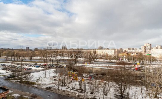 Продажа 4-комн квартиры на вторичном рынке Маршала Жукова пр-кт,  д. 50,  к. 2